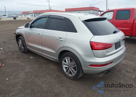 2016 Audi Q3 2.0T Premium Plus z USA, uszkodzony, nr VIN WA1EFCFS6GR008537